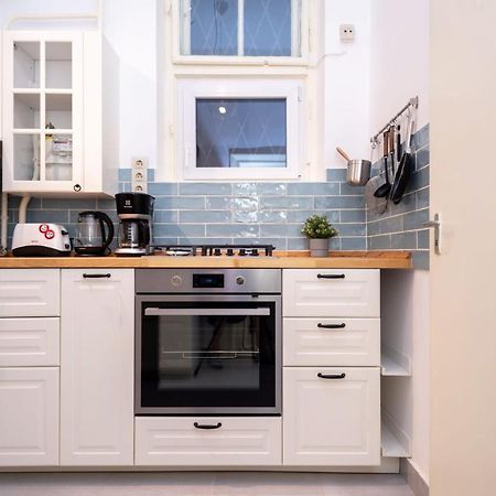 Blue Ribbon Apartment Budapest Bagian luar foto