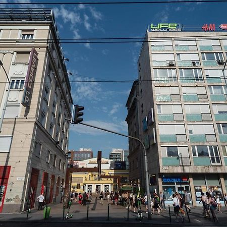 Blue Ribbon Apartment Budapest Bagian luar foto