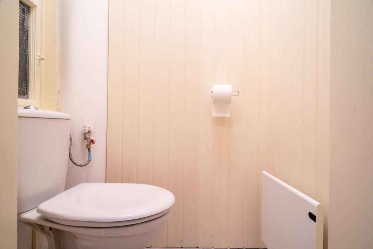 Blue Ribbon Apartment Budapest Bagian luar foto
